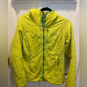 Patagonia Women’s nano air light full zip jacket with hood, size large